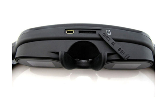Video vetri dell'esposizione virtuale analogica comoda con le cuffie stereo per il giocatore MP5